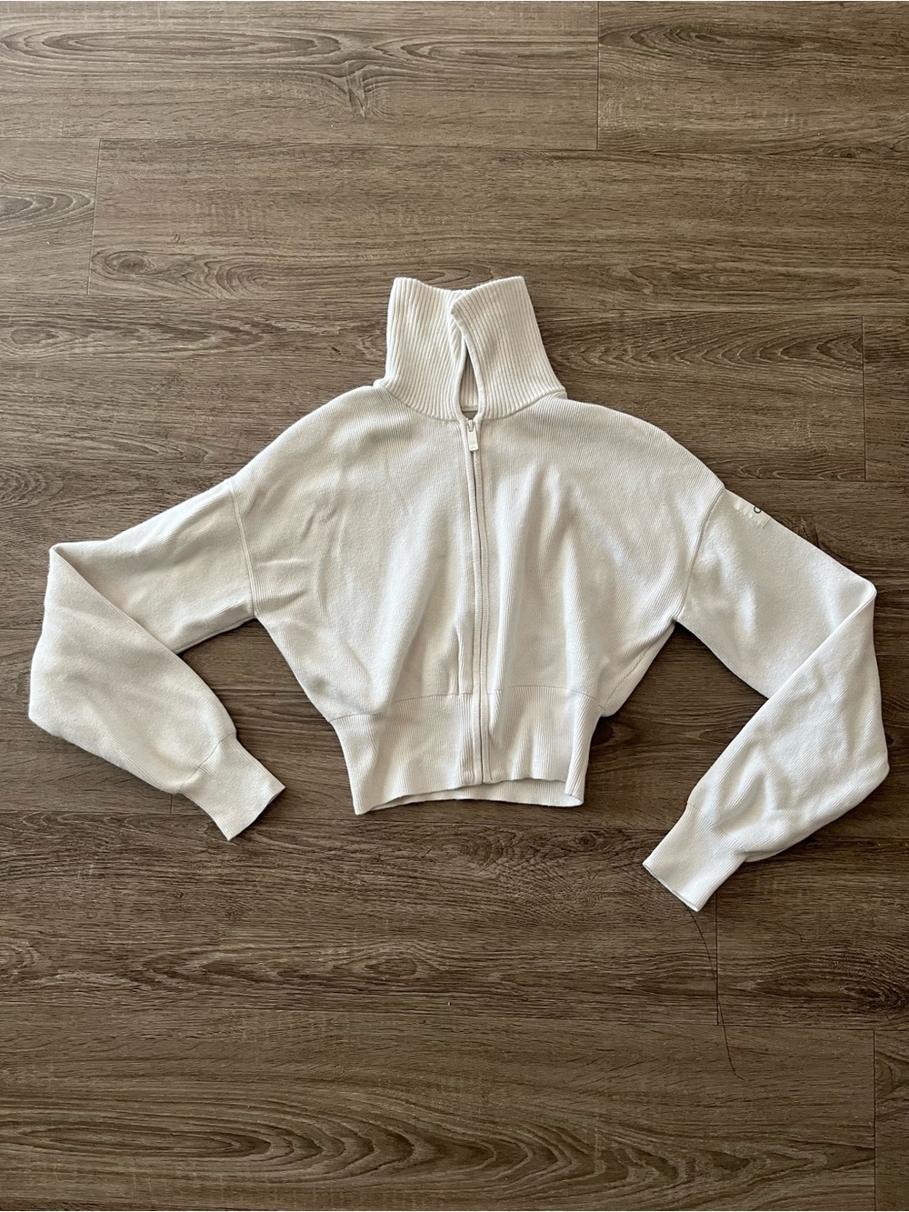 Alo Yoga Scholar Knit Jacket Womens Small Ivory Ribbed Cropped Full Zip Sweater